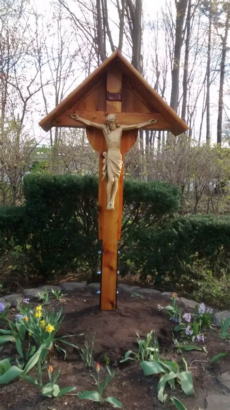 outdoor crucifix for sale